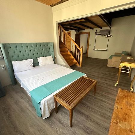 Pera Tunnel Hotel Istanbul Eksteriør billede