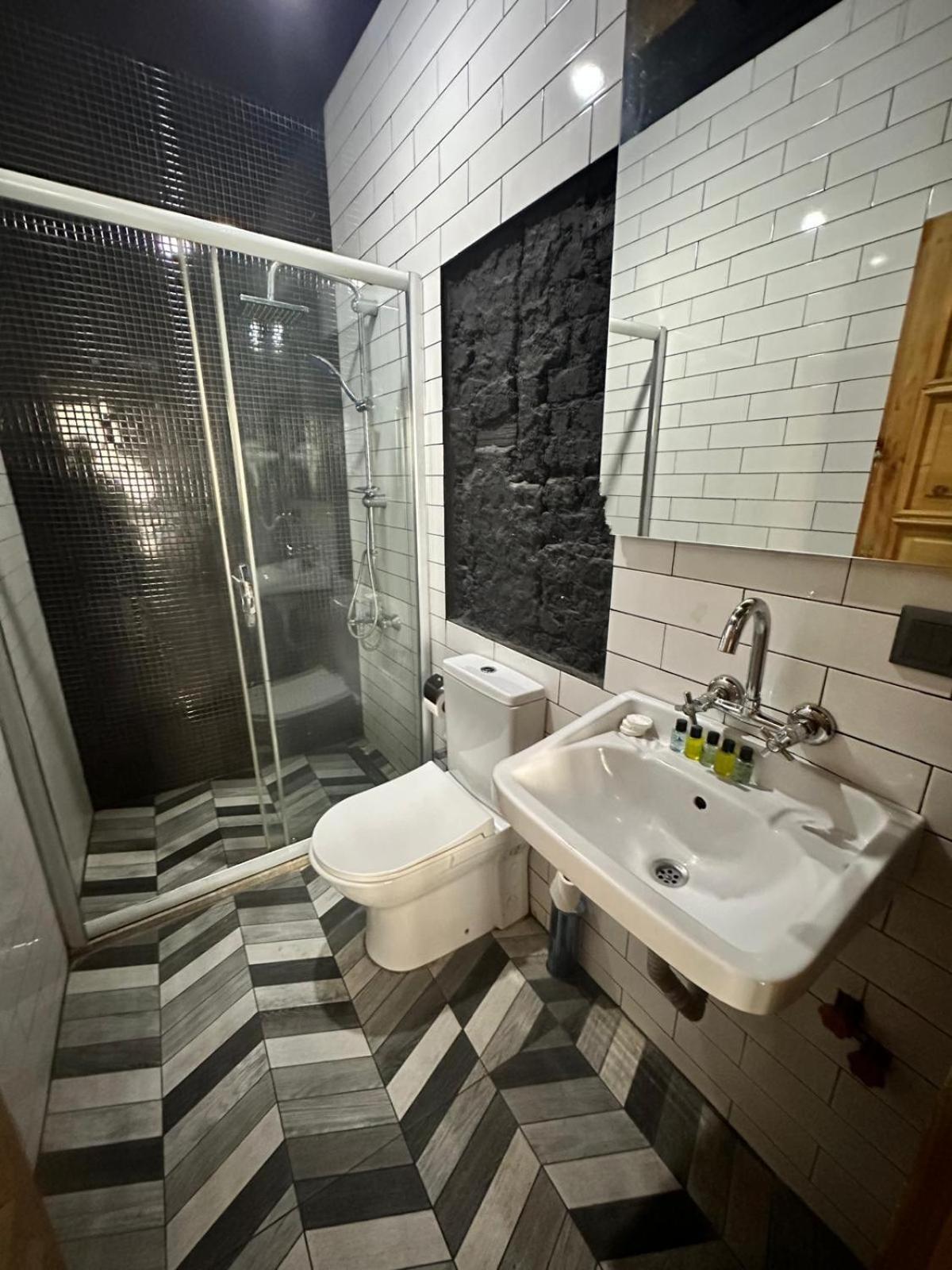 Pera Tunnel Hotel Istanbul Eksteriør billede